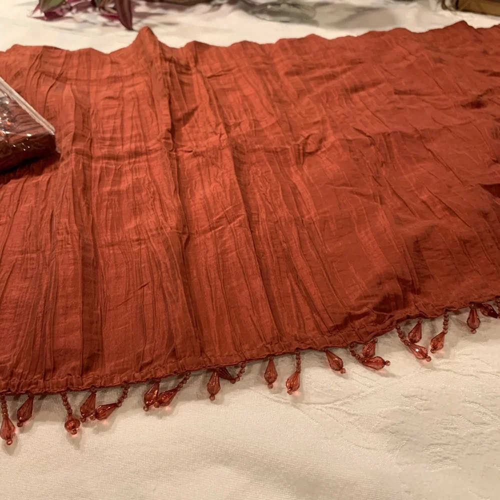 Grace designs 2 tailored valances rust/maroon‎ NWT total of 2 packages